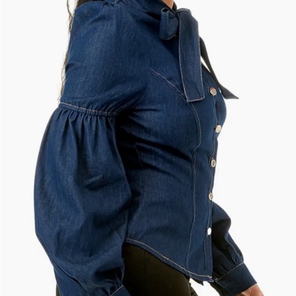 neck tie denim shirt with puff sleeves - Picture 2 of 4
